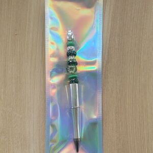 Green and Silver Beaded Wine Stopper